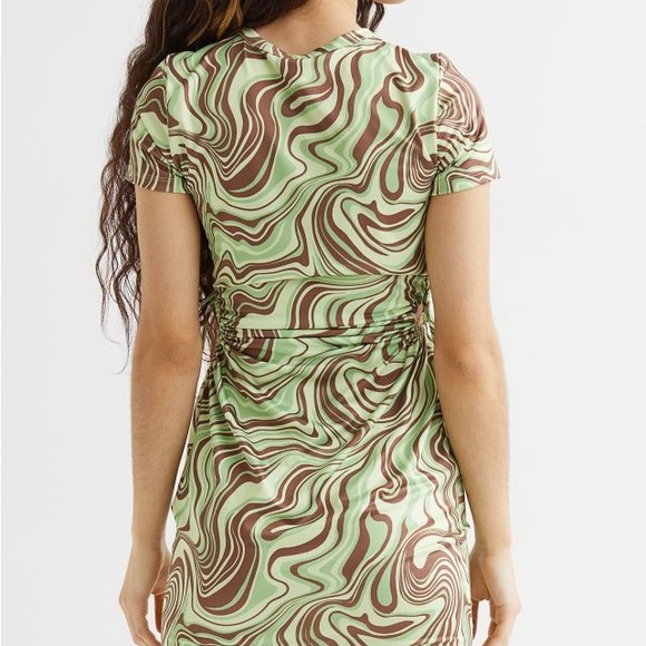 Cut Out Dress - Picture 7 of 7